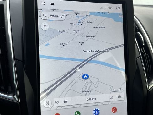 Used 2022 Ford Edge Titanium w/ Equipment Group 301A image 16