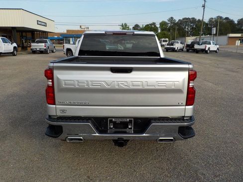 Used 2020 Chevrolet Silverado 1500 LT image 4