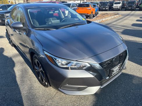 Used 2022 Nissan Sentra SV w/ Trunk Package image 8