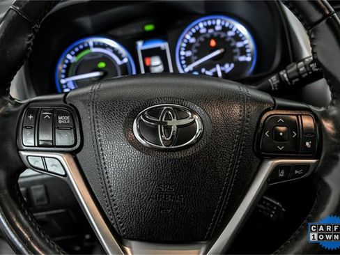 Used 2019 Toyota Highlander Limited image 18