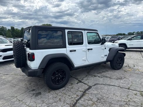 Used 2023 Jeep Wrangler Unlimited w/ Cold Weather Group AWD/4WD image 6