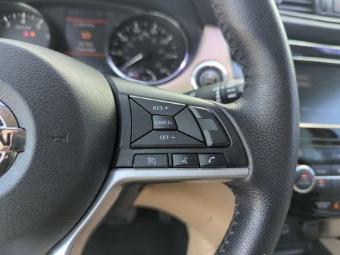 Certified 2019 Nissan Rogue SV FWD image 45