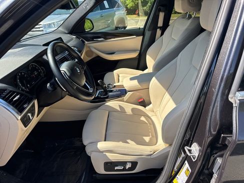 Used 2019 BMW X3 sDrive30i w/ Driving Assistance Package RWD image 9