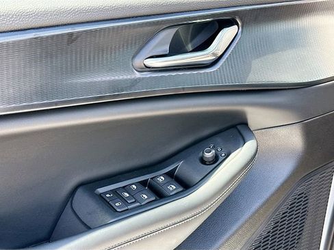 New 2026 Jeep Grand Cherokee L Laredo AWD/4WD image 12