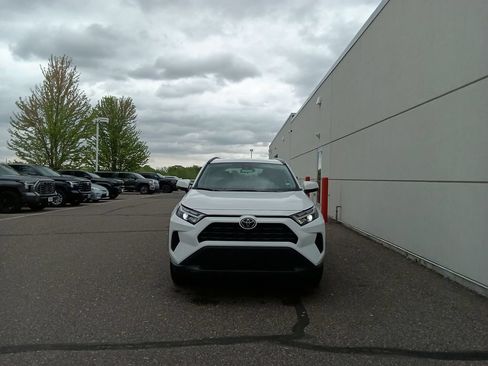 Certified 2025 Toyota RAV4 XLE AWD/4WD image 4