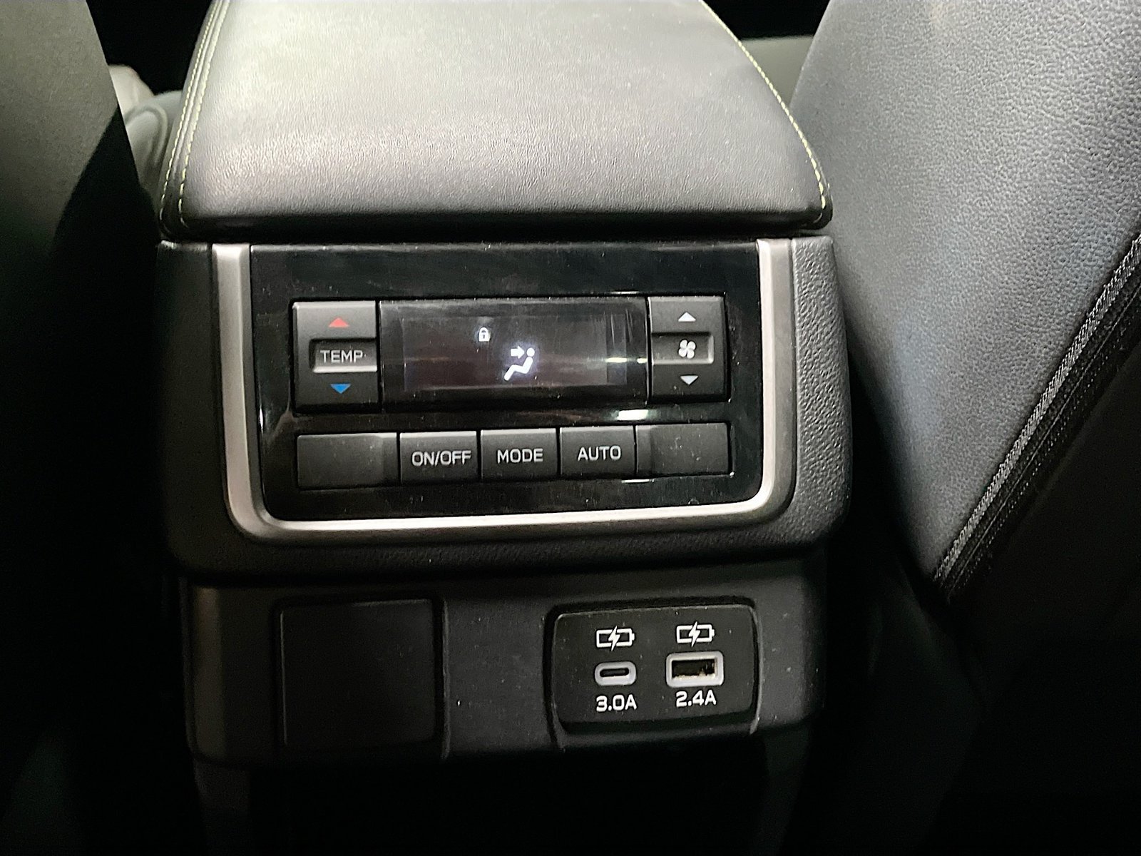 Used 2024 Subaru Ascent Onyx Edition AWD/4WD image 25
