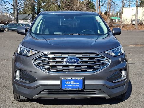Used 2022 Ford Edge SEL w/ Convenience Package image 2