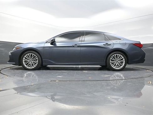 Used 2021 Toyota Avalon Limited w/ Advanced Safety Package image 30