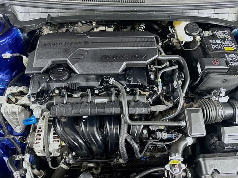 Used 2025 Kia K4 LXS image 31