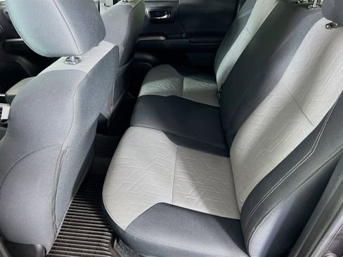 Used 2023 Toyota Tacoma TRD Off-Road image 24