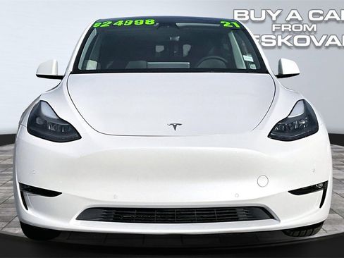 Used 2021 Tesla Model Y Long Range image 3