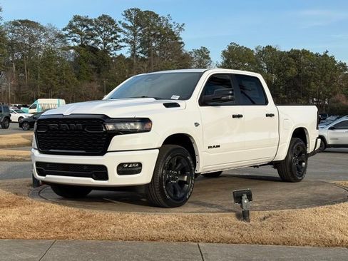 New 2026 RAM 1500 4x4 Crew Cab image 3