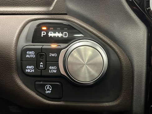 Used 2025 RAM 1500 Laramie w/ Laramie Southwest Edition AWD/4WD image 19