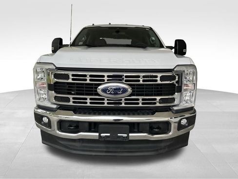 Used 2025 Ford F350 XLT AWD/4WD image 10