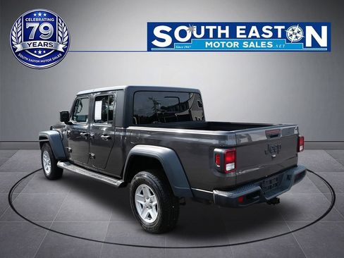 Used 2020 Jeep Gladiator Sport w/ Quick Order Package 24S AWD/4WD image 5