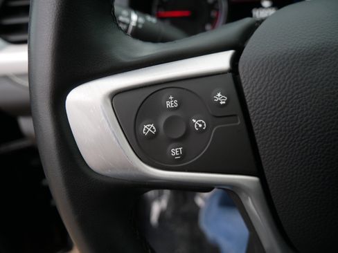 Used 2023 GMC Acadia SLT w/ LPO, Floor Liner Package image 28