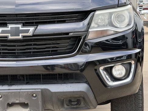 Used 2017 Chevrolet Colorado Z71 w/ Z71 Midnight Edition AWD/4WD image 7