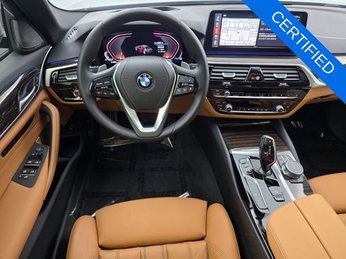 Certified 2023 BMW 530i w/ Premium Package RWD image 13