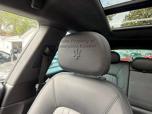 Used 2023 Maserati Levante Modena AWD/4WD image 6