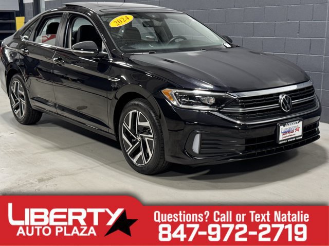 Used 2024 Volkswagen Jetta SEL FWD image 1