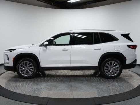 New 2026 Buick Enclave Preferred w/ Power Package image 4