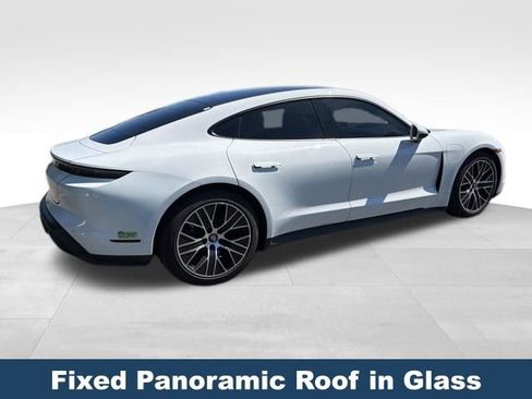 Used 2023 Porsche Taycan image 6