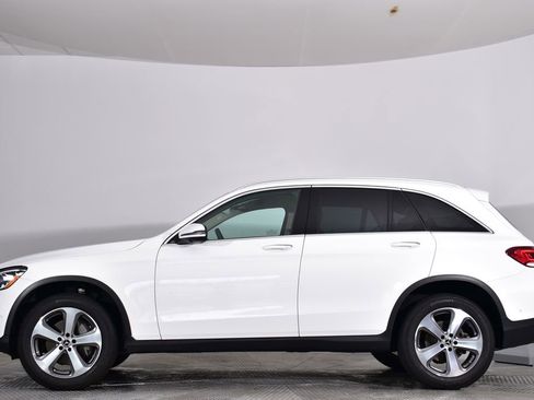 Certified 2022 Mercedes-Benz GLC 300 4MATIC image 2