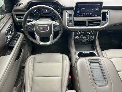 Used 2021 GMC Yukon SLT w/ SLT Luxury Plus Package image 25