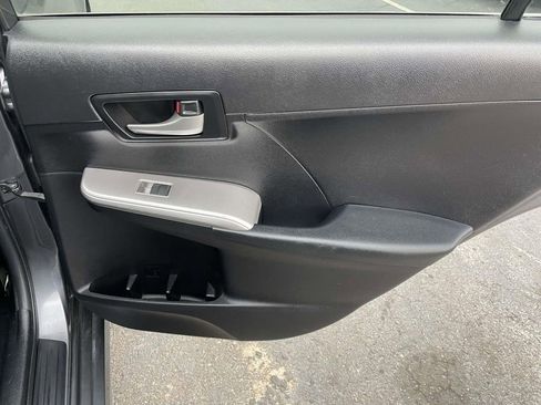 Used 2012 Toyota Camry SE image 41