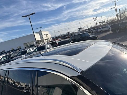 Used 2023 Lincoln Aviator Black Label w/ Class IV Trailer Tow Package image 13