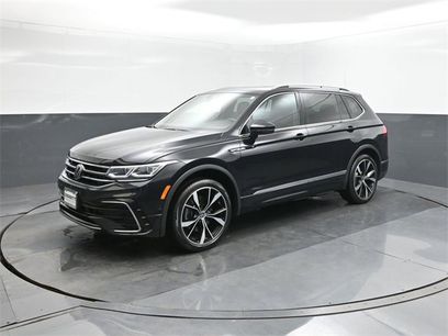 Certified 2022 Volkswagen Tiguan SEL R-Line