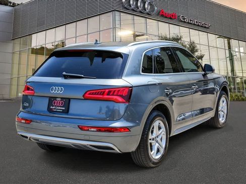 Used 2019 Audi Q5 2.0T Premium w/ Convenience Package AWD/4WD image 4