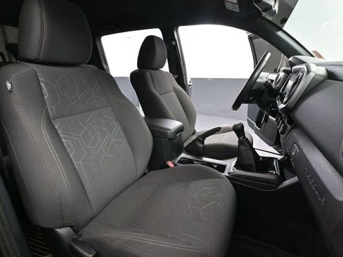 Used 2017 Toyota Tacoma TRD Sport w/ Tow Package image 46