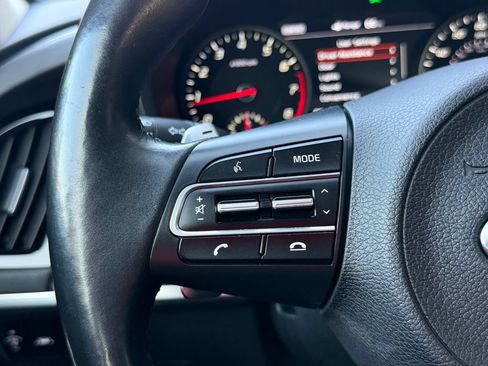 Used 2018 Kia Stinger Premium AWD/4WD image 15