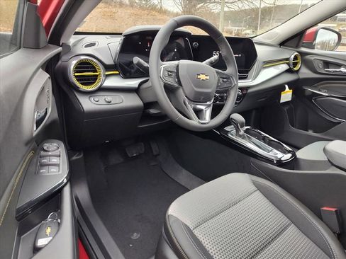 New 2026 Chevrolet Trax LT w/ LT Convenience Package image 10