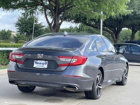 Used 2019 Honda Accord Sport image 4