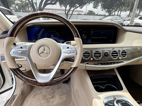Used 2020 Mercedes-Benz S 560 Sedan image 12