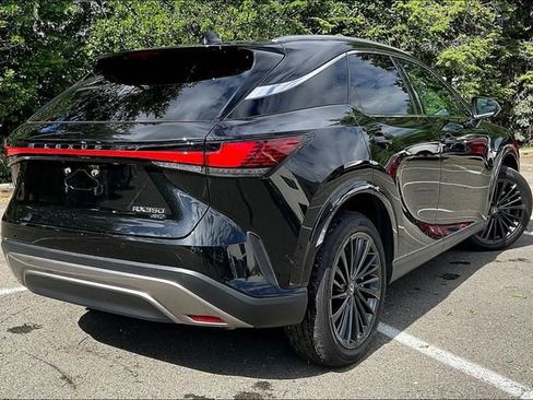 Used 2025 Lexus RX 350 Premium w/ Accessory Package AWD/4WD image 4