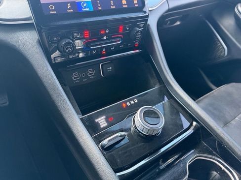 Used 2021 Jeep Grand Cherokee L Limited image 23