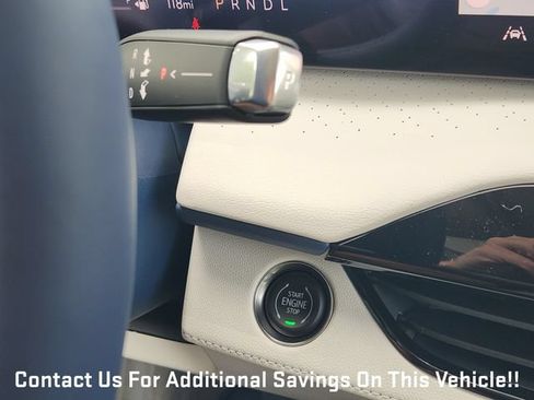 New 2026 Buick Enclave Avenir w/ Super Cruise Package FWD image 16