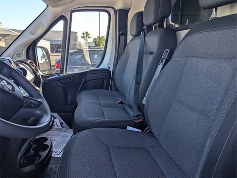 Used 2024 RAM ProMaster 2500 image 11