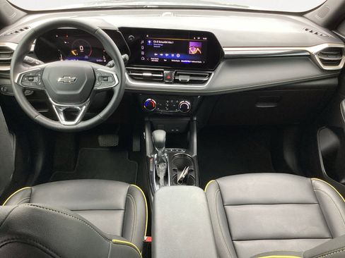 Certified 2025 Chevrolet TrailBlazer ACTIV image 4