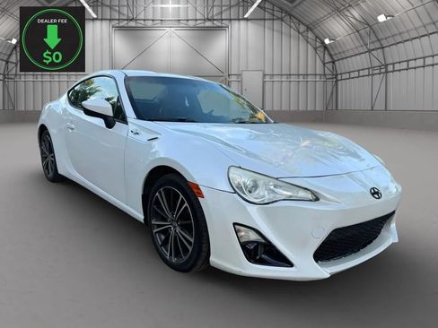 Used 2013 Scion FR-S RWD image 7