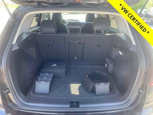 Used 2024 Volkswagen Taos SE AWD/4WD image 21