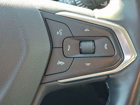 Certified 2025 Chevrolet Trax ACTIV w/ Sunroof Package image 23