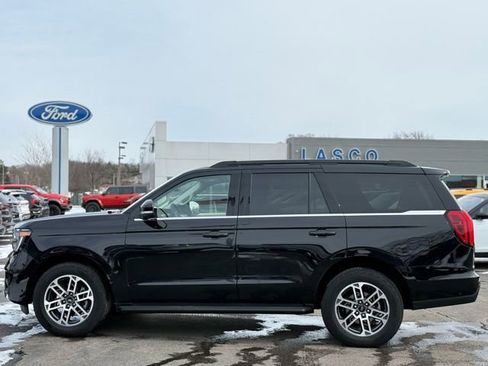 Used 2025 Ford Expedition Active image 51