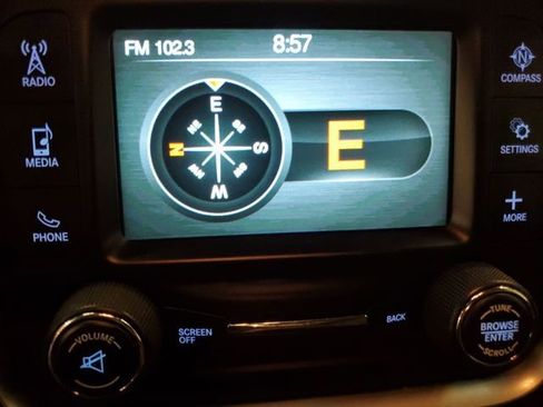 Used 2016 RAM 2500 SLT image 20