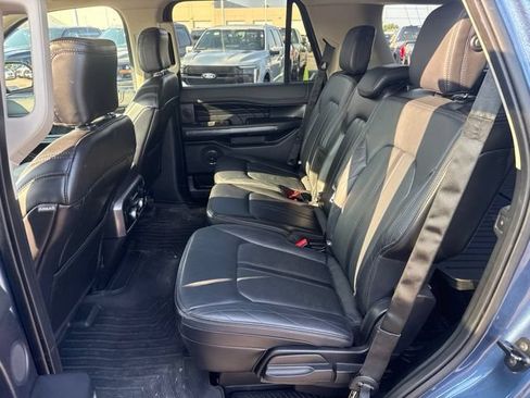 Used 2019 Ford Expedition Platinum AWD/4WD image 25