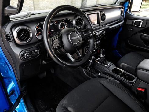 Used 2022 Jeep Wrangler Unlimited Sport image 25