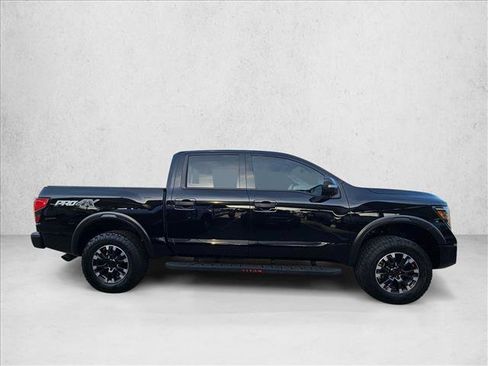 Used 2023 Nissan Titan PRO-4X w/ Pro-4x Convenience Package image 4